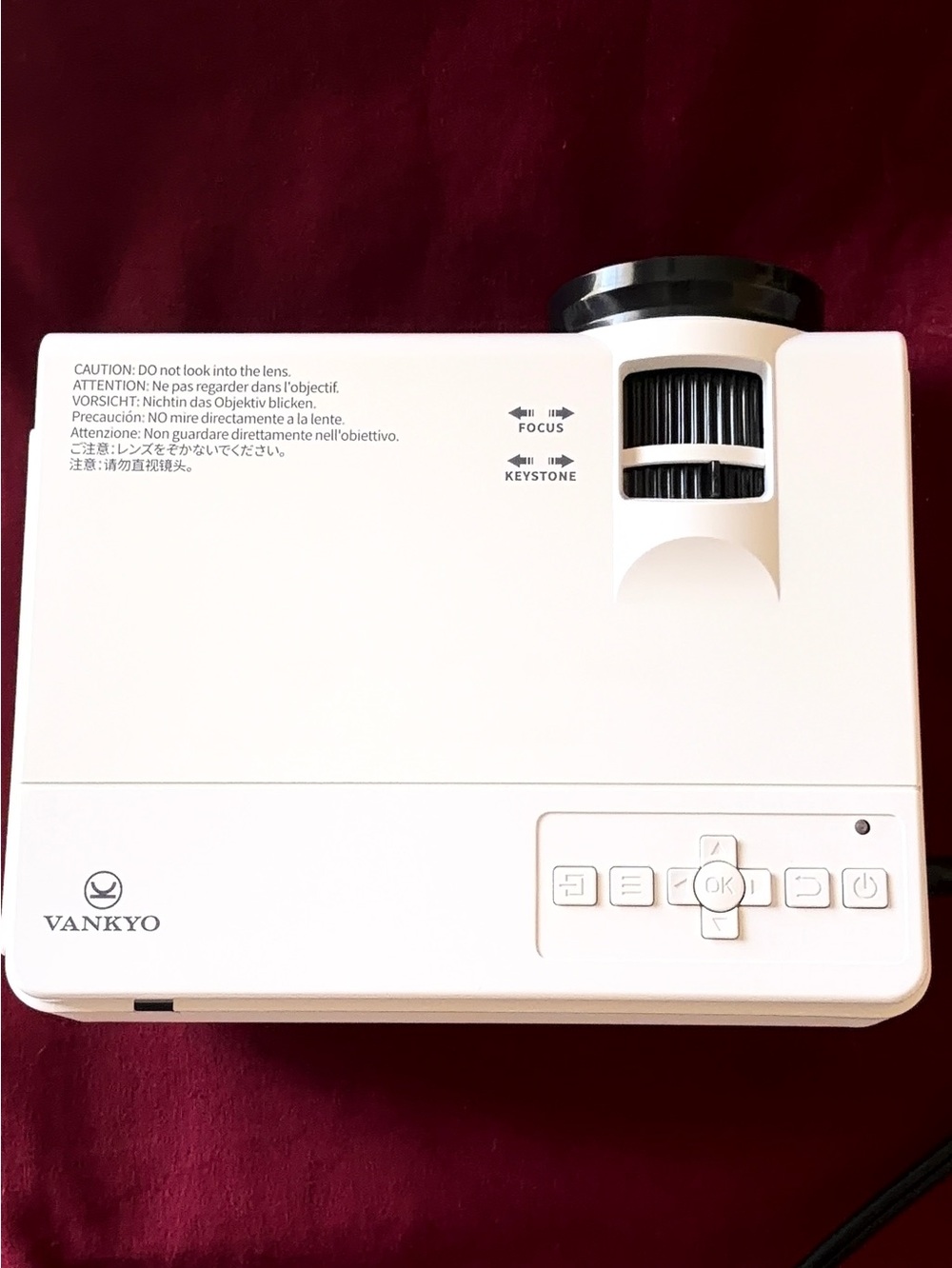 Vankyo Mini Projector - Picture 5 of 9